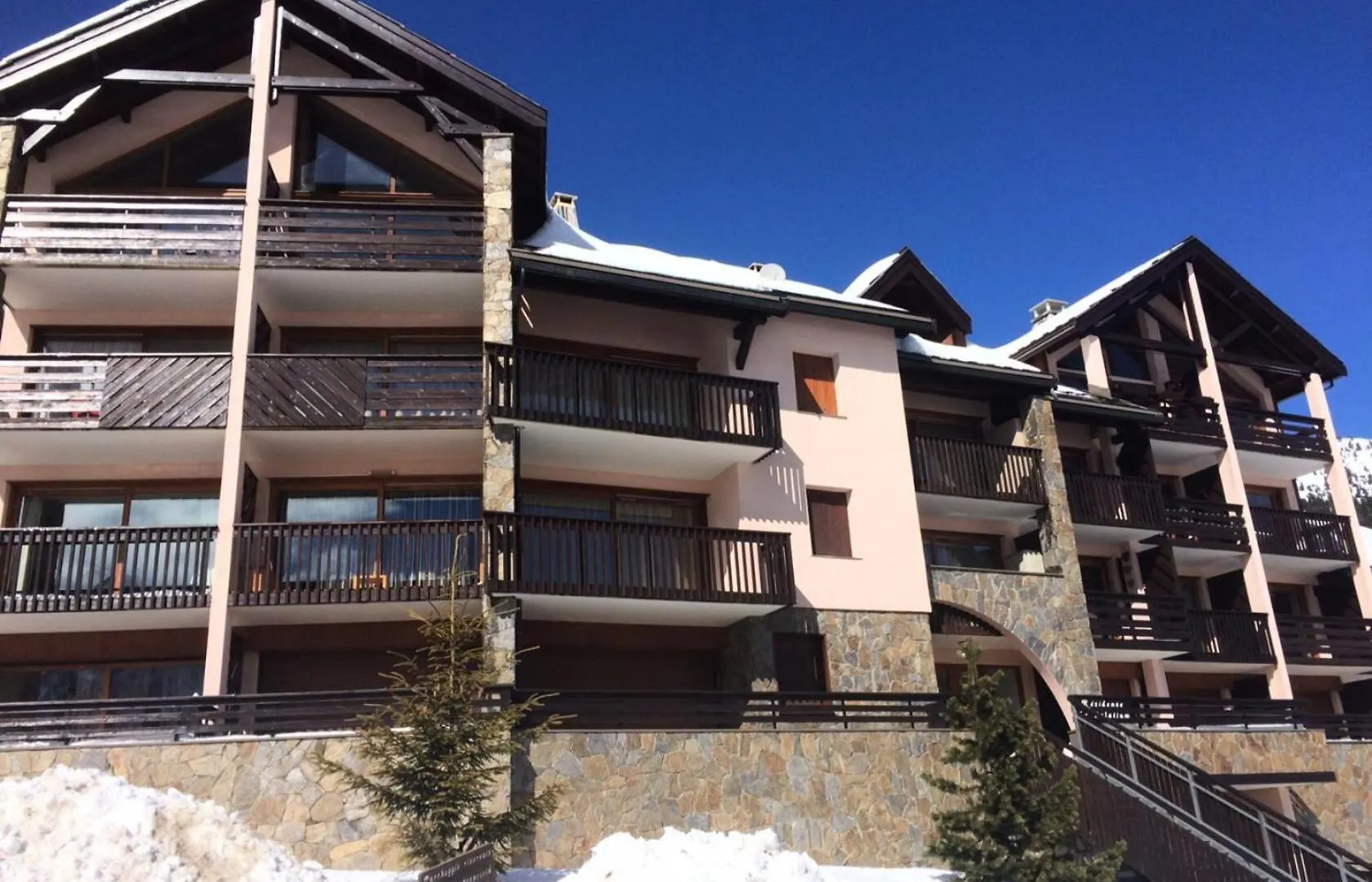 Residence Palathium - Grand Appartement Duplex Pour 4 A 6 Personnes - Terrasse Tropezienne Plein Sud - Vue Pistes. Mae-8354 Montgenevre France